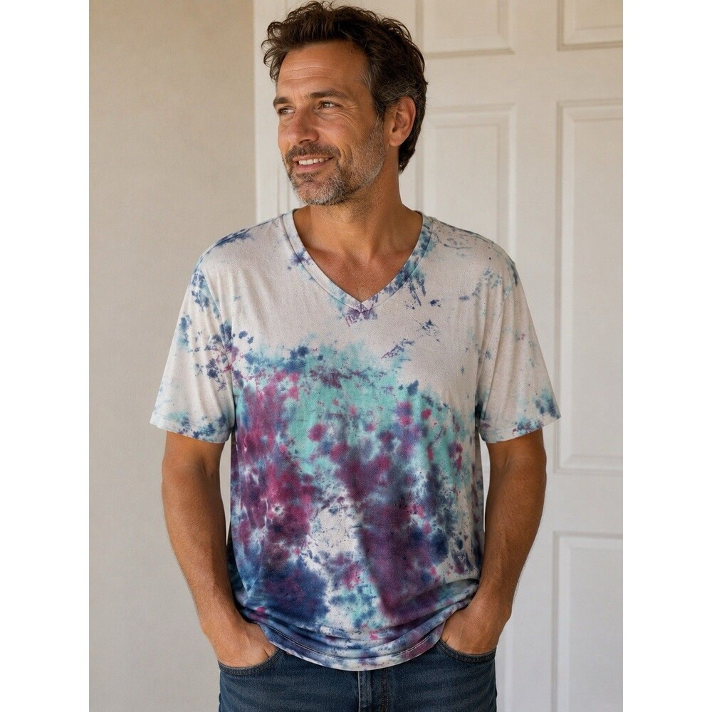 Goodfellow & Co Men's Tie Dye V-Neck T-Shirt Size Large Blue Purple Standard Fit